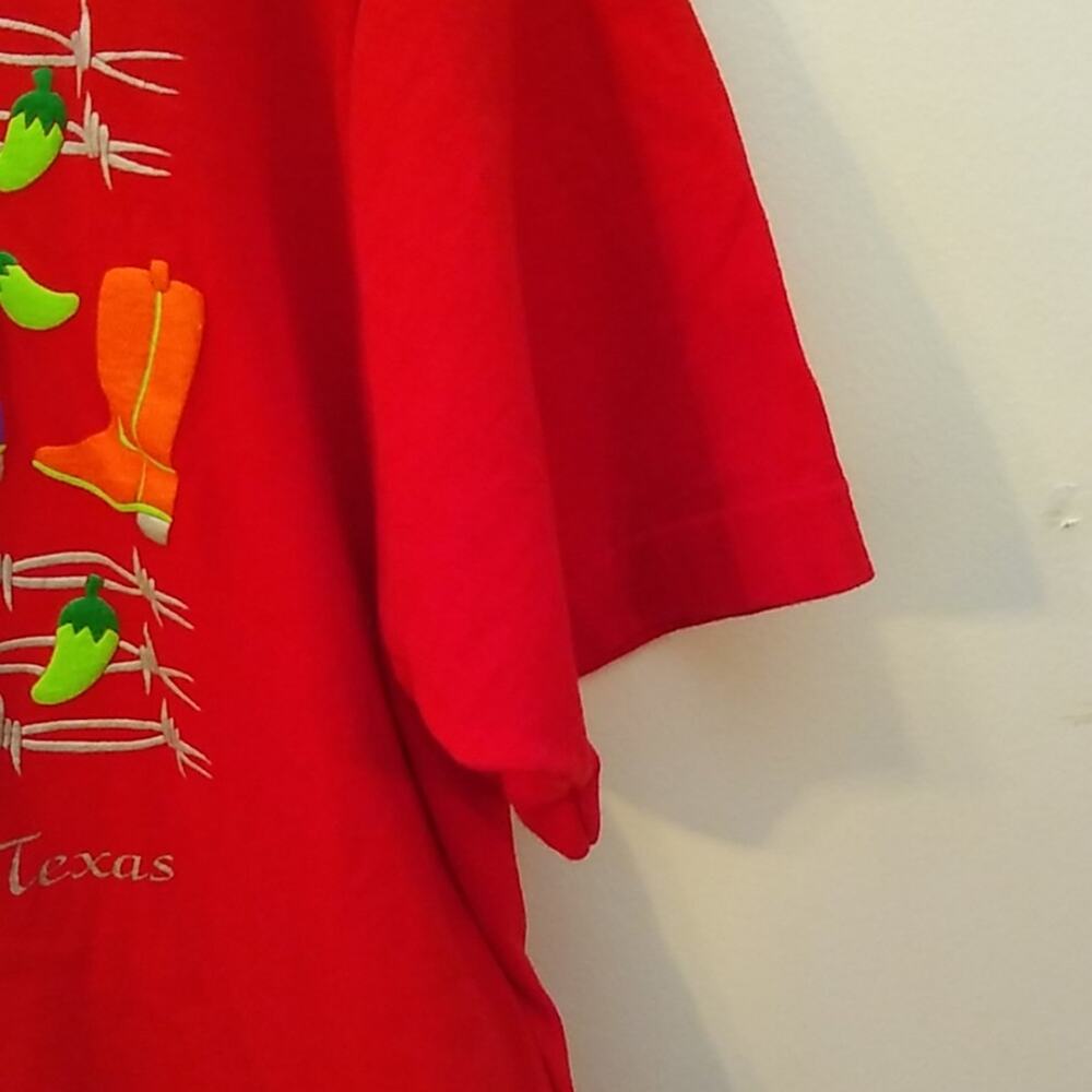 Texas Women's size XL embroidered red Boots themed t-shirt. - Picture 4 of 9